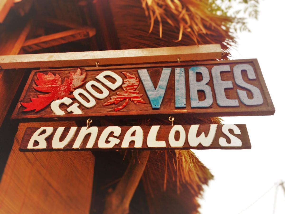Good Vibes Bungalows Gili Trawangan Exterior photo